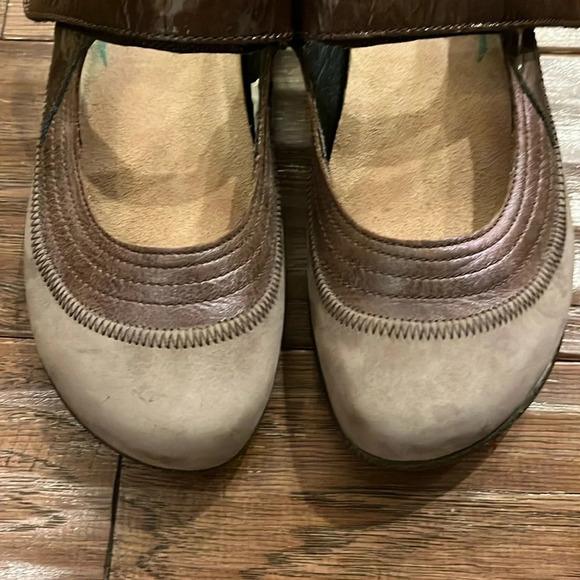 NAOT Kirei Mary Jane Suede Flats with Leather Uppers Size 6.5 - Picture 6 of 9